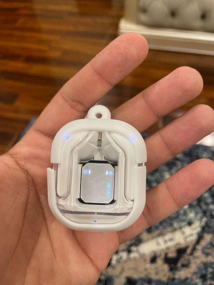 Air 31 Earbuds – With Pouch – Random Color